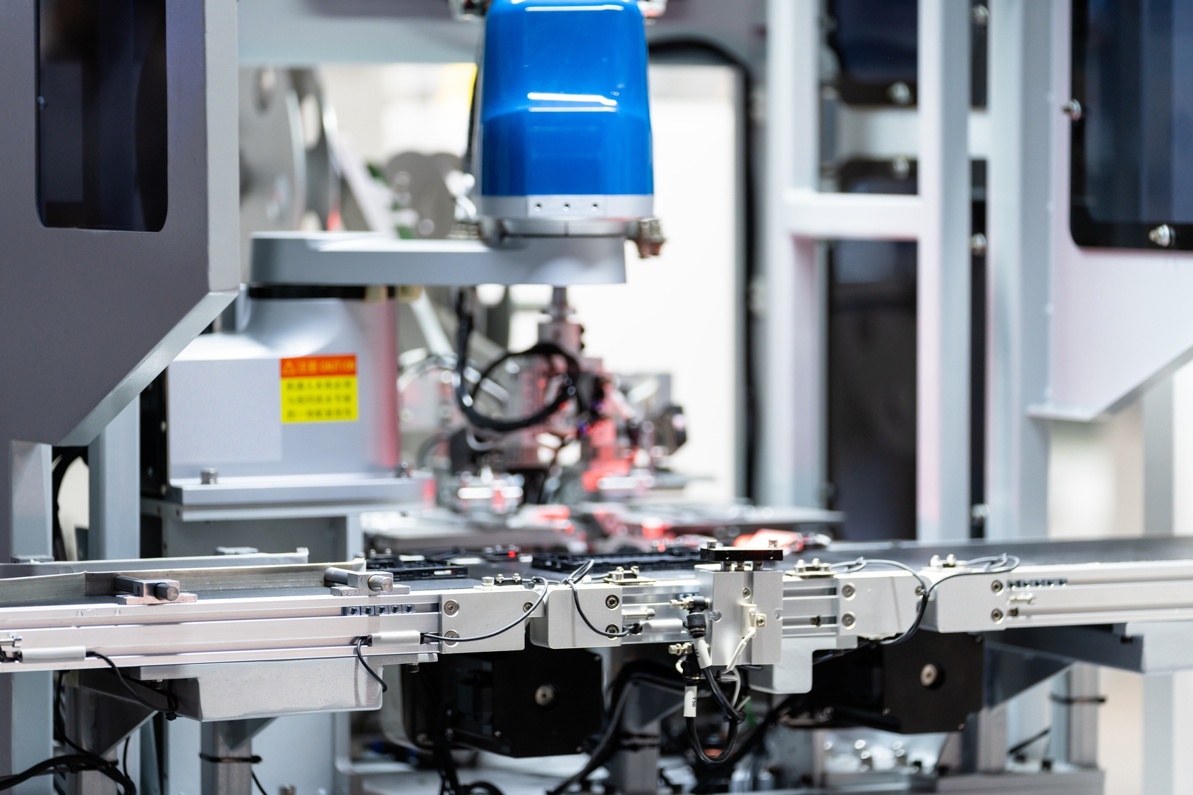 Robot,arm,working,in,factory